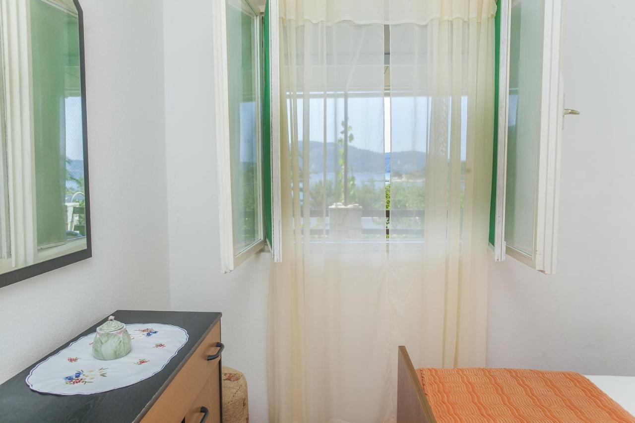 Holiday Home Neda Vela Luka Bagian luar foto