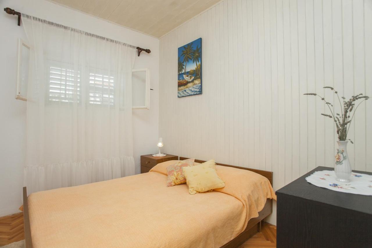 Holiday Home Neda Vela Luka Bagian luar foto